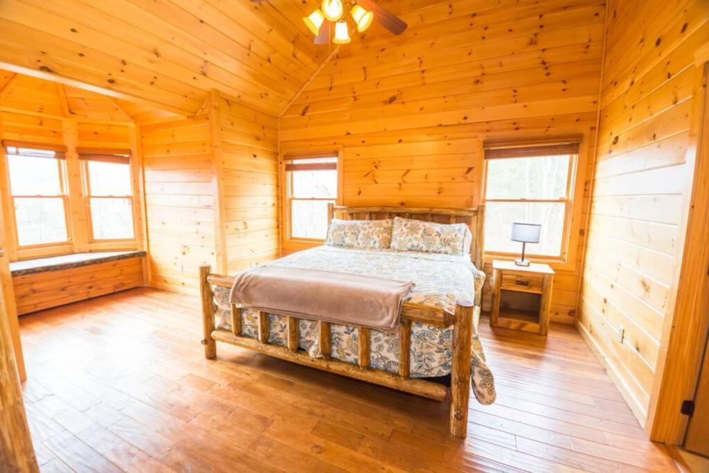 Christmas Lodge-Secluded Near Downtown Blue Ridge Exteriör bild