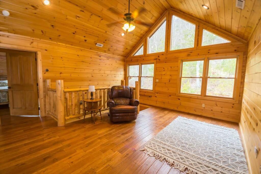 Christmas Lodge-Secluded Near Downtown Blue Ridge Exteriör bild